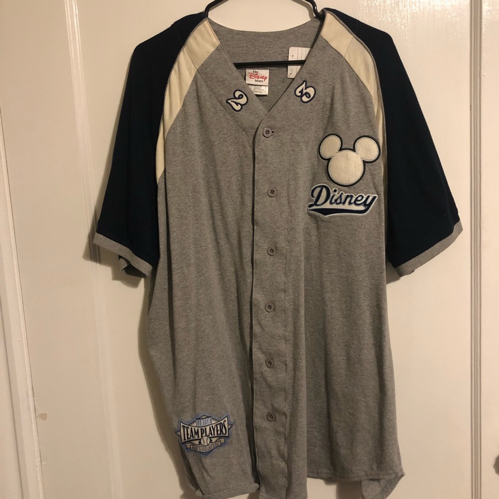 Vintage Walt Disney Studios Baseball Tee
